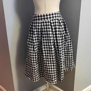 Elegant Black and White Gingham A-Line Skirt